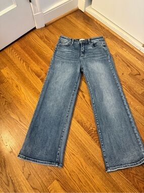High-Rise Wide Leg Jeans in Faded Blue
